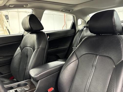 2020 Kia Optima EX