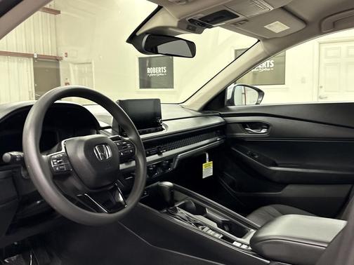 2025 Honda Accord LX 1.5T