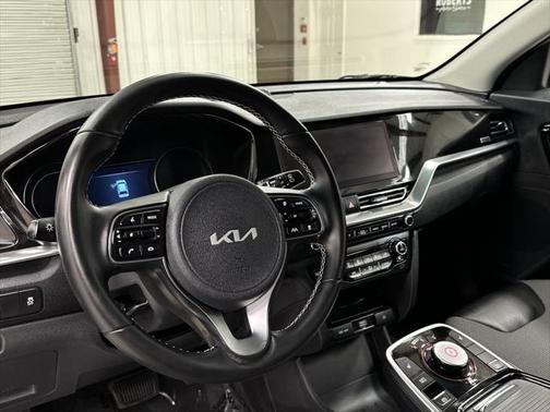 2022 Kia Niro EV EX