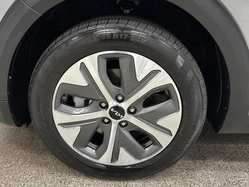 2022 Kia Niro EV EX