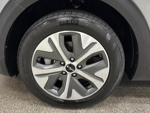 2022 Kia Niro EV EX