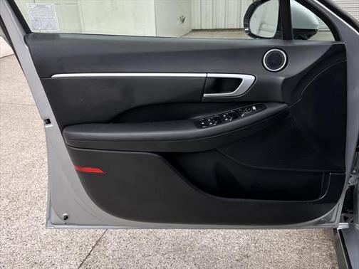 2024 Hyundai SONATA Hybrid SE