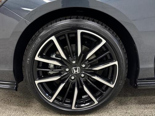 2023 Honda Accord Touring 2.0T