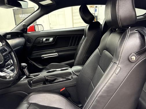 2023 Ford Mustang EcoBoost Premium