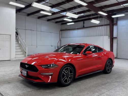 2023 Ford Mustang EcoBoost Premium