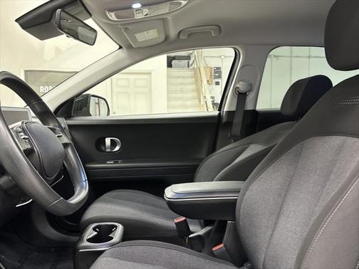 2022 Hyundai IONIQ 5 SE