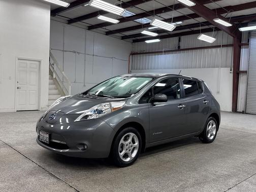 2015 Nissan Leaf SV