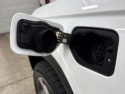 2022 Jeep Grand Cherokee 4xe Base