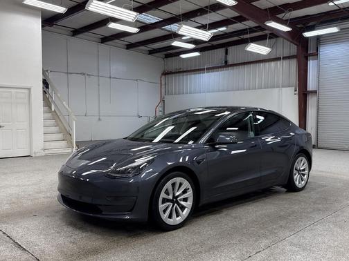 2023 Tesla Model 3 Long Range