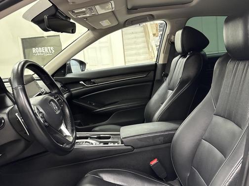 2022 Honda Accord Hybrid Touring