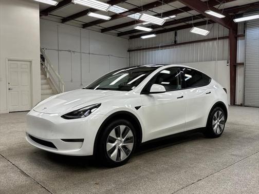 2023 Tesla Model Y Long Range Dual Motor All-Wheel Drive
