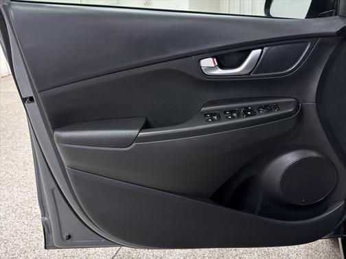 2023 Hyundai KONA EV SEL