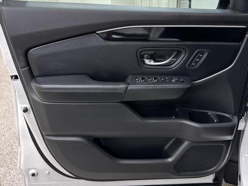 2023 Honda Pilot 2WD EX-L 8 Passenger