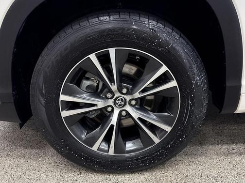 2018 Toyota Highlander LE I4