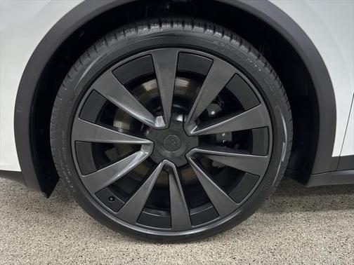 2022 Tesla Model X Dual Motor All-Wheel Drive