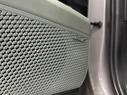 2024 Hyundai ELANTRA HEV Limited