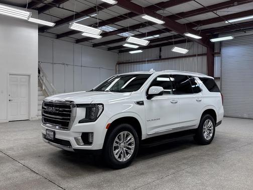 2024 GMC Yukon SLT