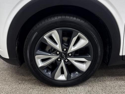 2023 Chevrolet Bolt EUV FWD LT