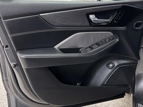 2023 Acura MDX Advance Package