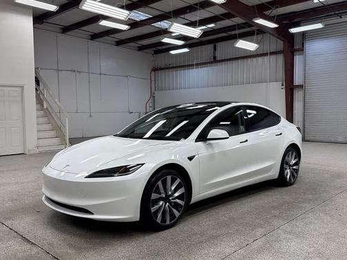 2025 Tesla Model 3 Long Range