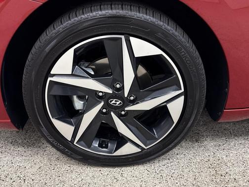 2023 Hyundai ELANTRA HEV Limited