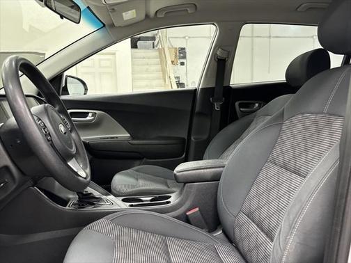 2021 Kia Niro LX