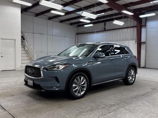 2022 INFINITI QX50 LUXE
