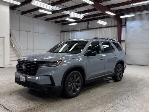 2025 Honda Pilot Sport