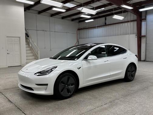 2019 Tesla Model 3 Standard Range Plus