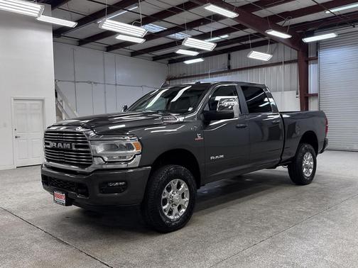 2024 RAM 2500 Laramie Crew Cab 4x4 6'4' Box