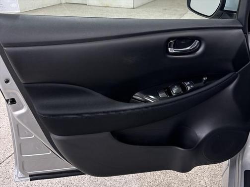 2021 Nissan Leaf SV 40 kWh