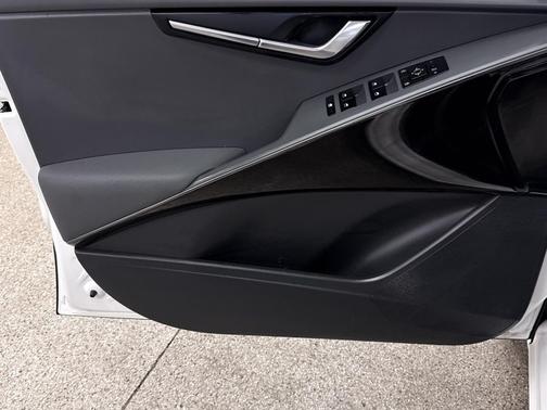 2023 Kia Niro EX