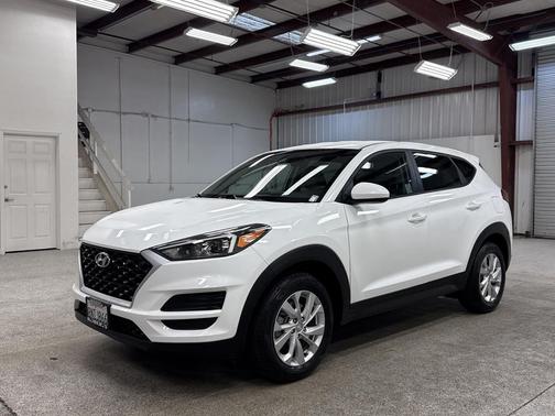 2020 Hyundai TUCSON SE