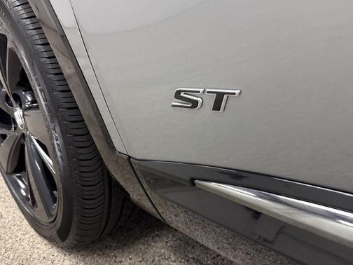 2025 Buick Envision Sport Touring AWD