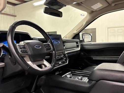 2023 Ford Expedition Max XLT