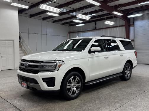 2023 Ford Expedition Max XLT