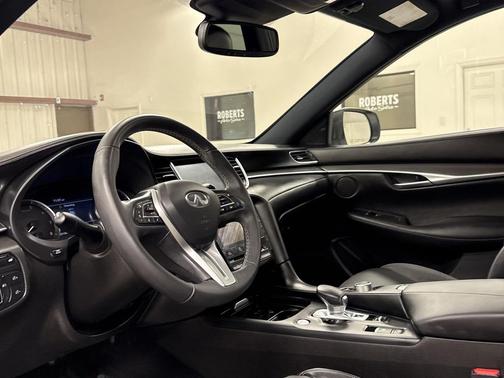 2022 INFINITI QX50 LUXE