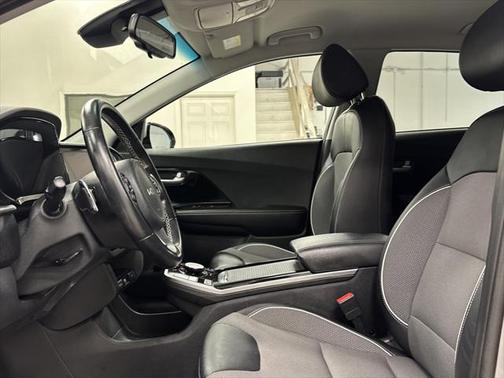 2022 Kia Niro EV EX