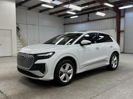 2023 Audi Q4 e-tron Premium Plus 50 quattro