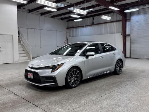 2020 Toyota Corolla XSE