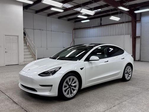 2023 Tesla Model 3 Standard Range