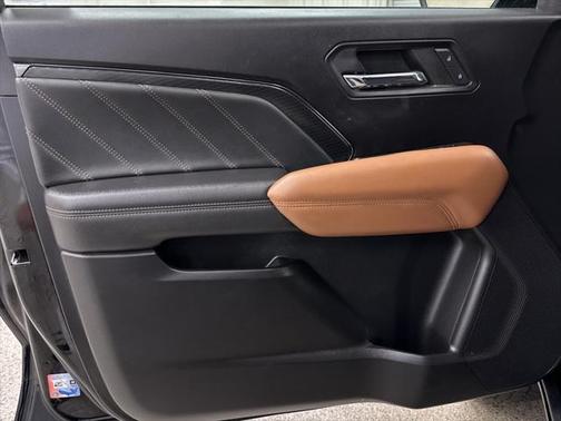 2023 GMC Canyon Base