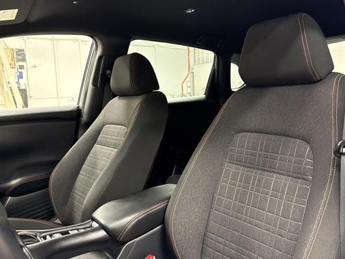 2025 Honda HR-V 2WD Sport