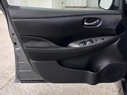 2024 Nissan Leaf S