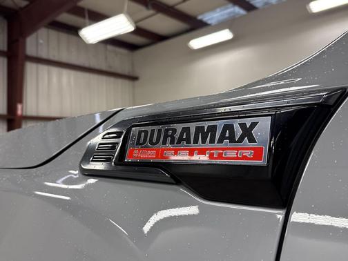 2025 GMC Sierra 2500 AT4