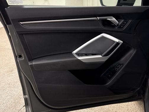 2022 Audi Q3 45 S line Premium