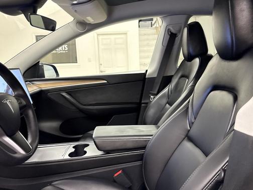 2024 Tesla Model Y Long Range Dual Motor All-Wheel Drive