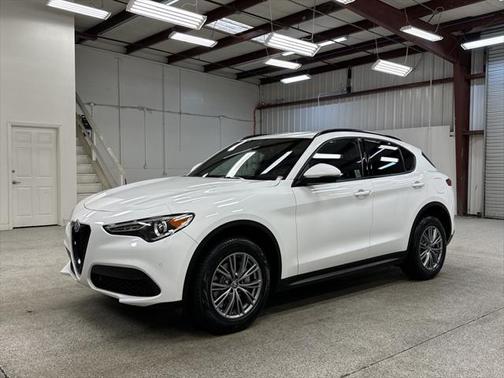 2022 Alfa Romeo Stelvio Sprint