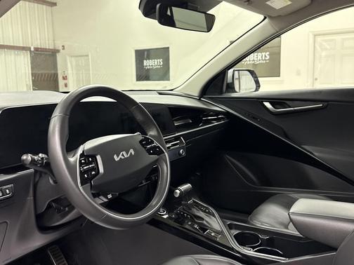 2023 Kia Niro Touring