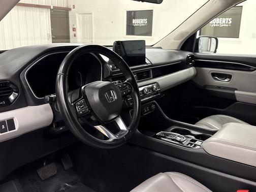 2023 Honda Pilot 2WD EX-L 8 Passenger